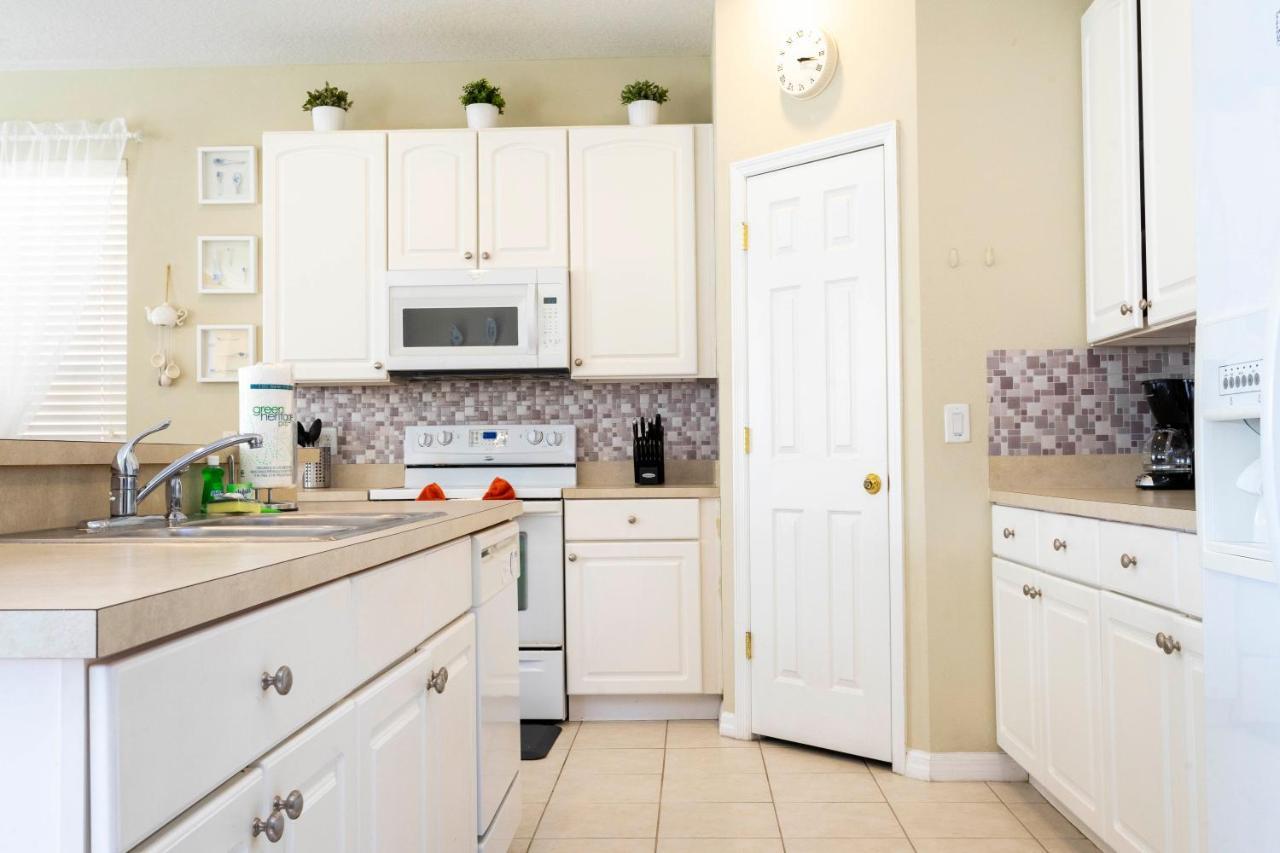 Gorgeous 4 Bedroom W/ Pool Close To 920 * Kissimmee
