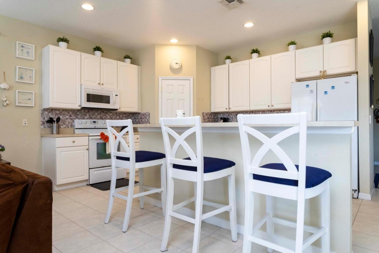 Holiday home Gorgeous 4 Bedroom W/ Pool Close To 920 *