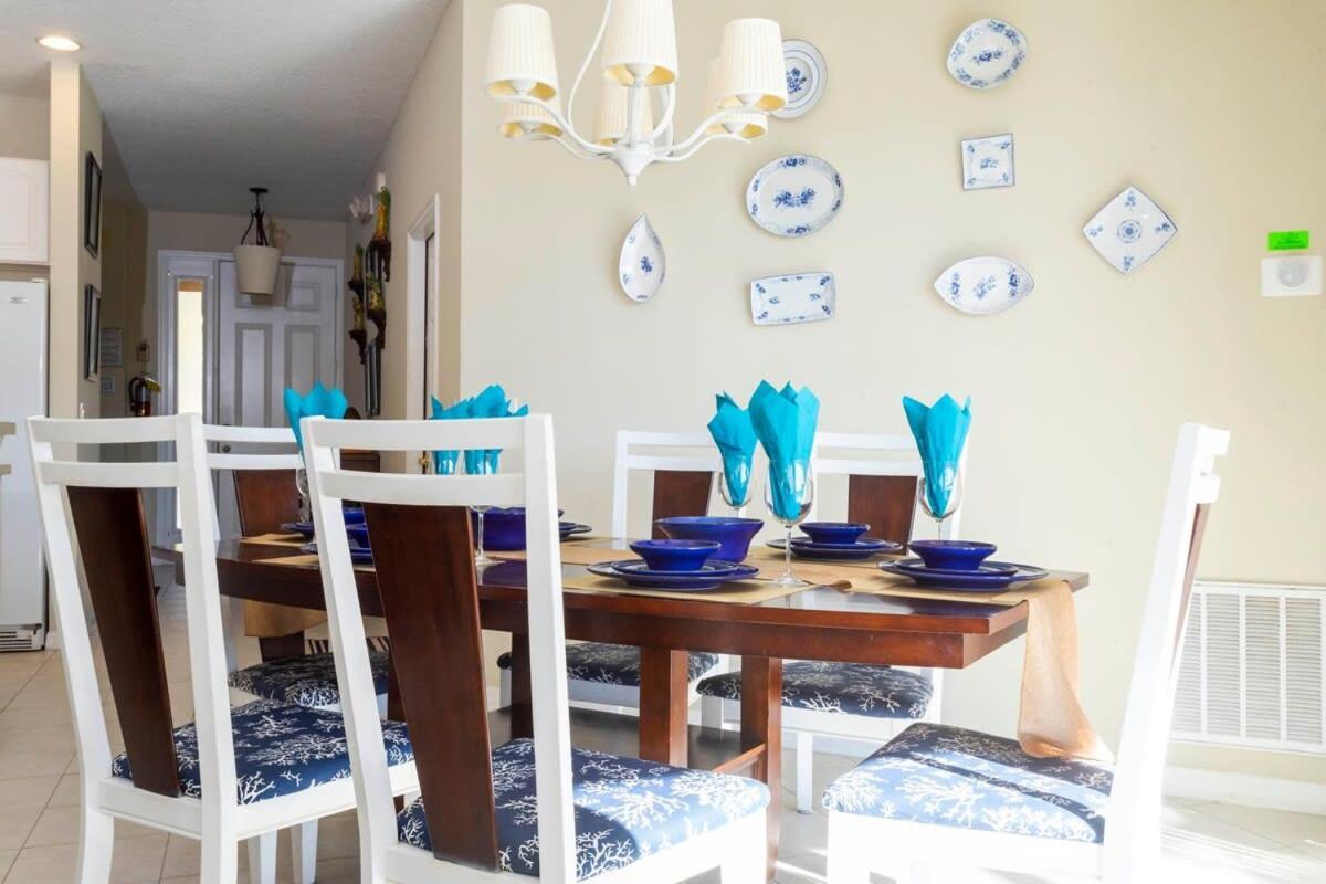 Gorgeous 4 Bedroom W/ Pool Close To 920 * Kissimmee